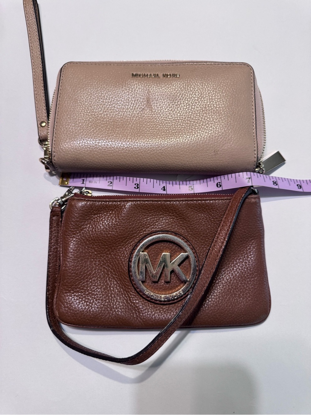 Michael Kors Leather Beige Zip Wallet & Brown MK Wristlet Set Bundle READ - Picture 5 of 10